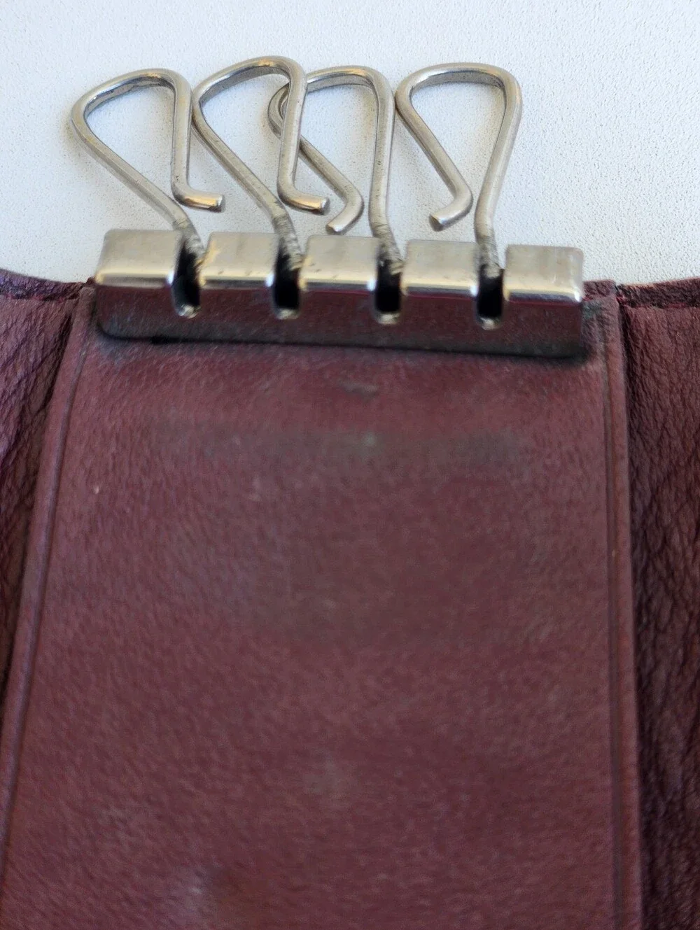 Vintage Must de Cartier Burgundy Leather 4-Hook Key Case - Rare Silver Hardware